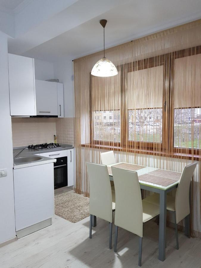 Sarah Apartment Constanta Ngoại thất bức ảnh